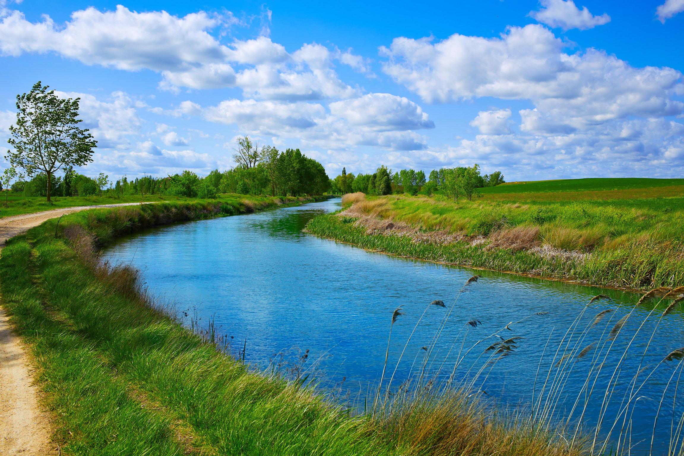 Canal De Castilla Channel 